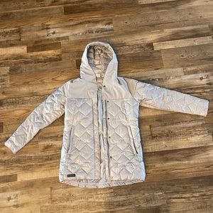 Women’s puffy down Columbia jacket. Size large